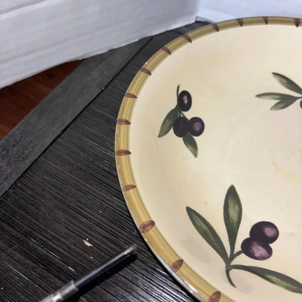 2 piece Williams Sonoma LIGURIA Olive 9 3/8